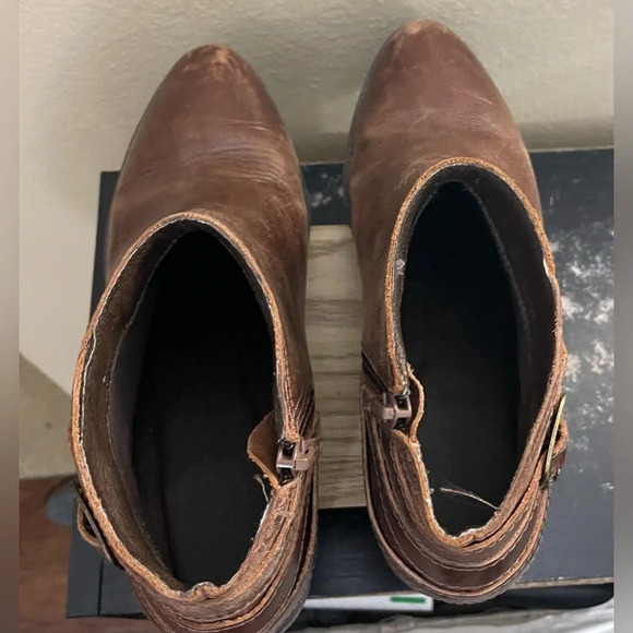 Matisse Kate Bootie Brown Leather Buckles Block Heel Size 7 - Picture 8 of 8